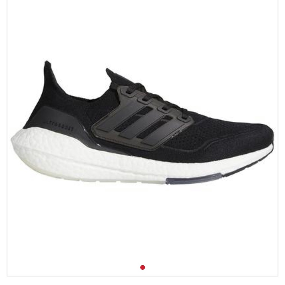 ADIDAS ultraBOOST 22   🔴Men size 7.5
